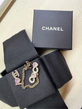 CHANEL Gold-Tone Chain Backing Earrings